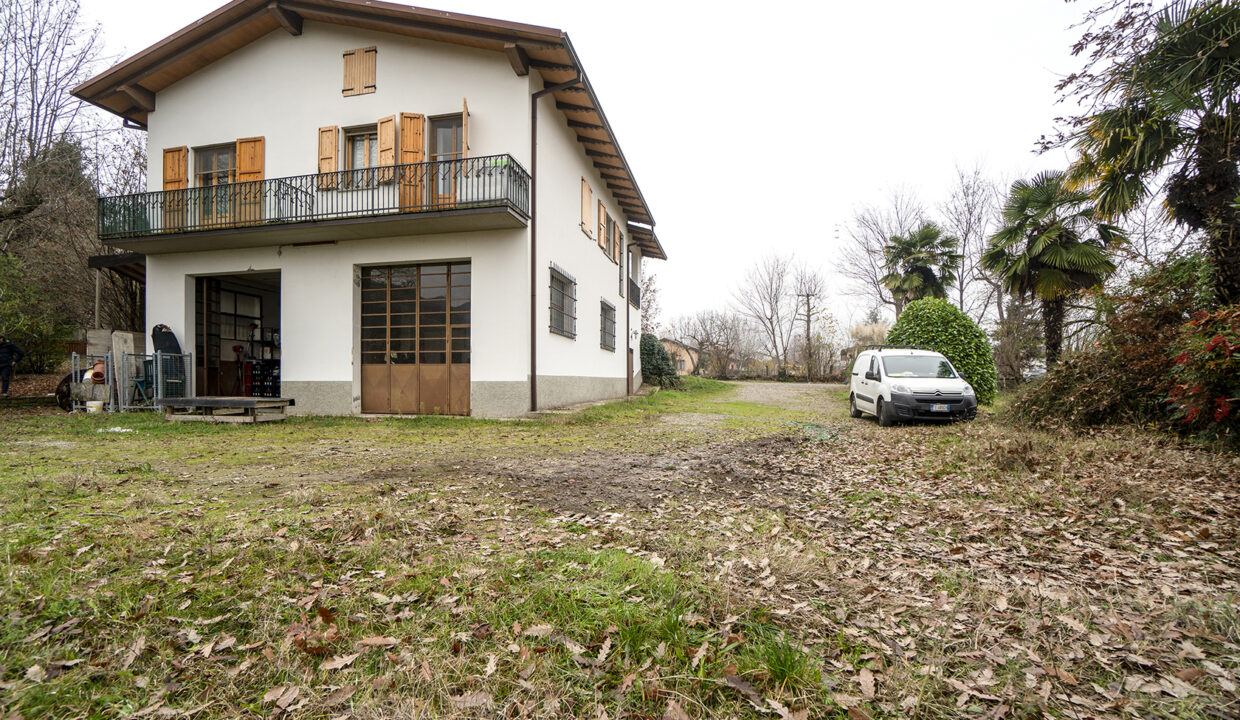 esterno3