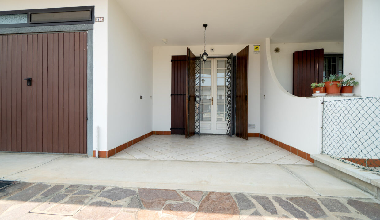 esterno 2